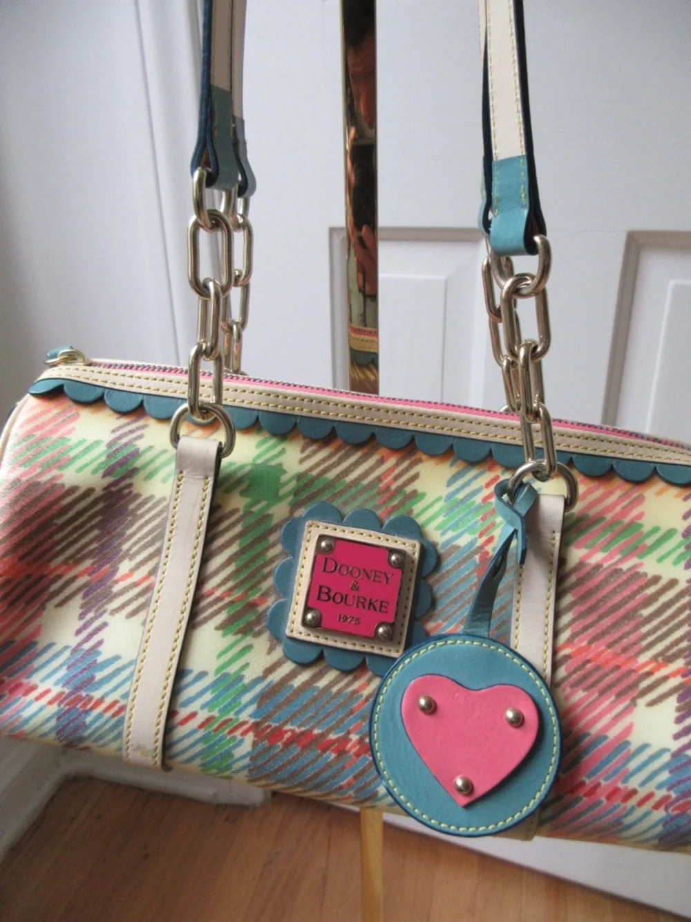 Dooney & Bourke Multicolor Plaid Barrel Bag with Pink Heart Tag - Picture 2 of 8
